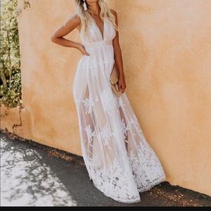 Beautiful white floral appliqué cross-back maxi